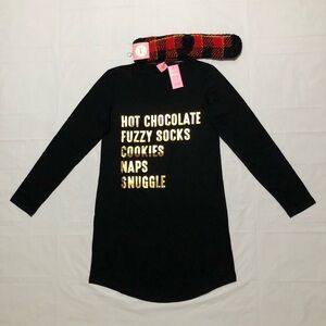 NWT Jenni Women’s Black Graphic Sleepshirt size XS and Red & Black Sock Set